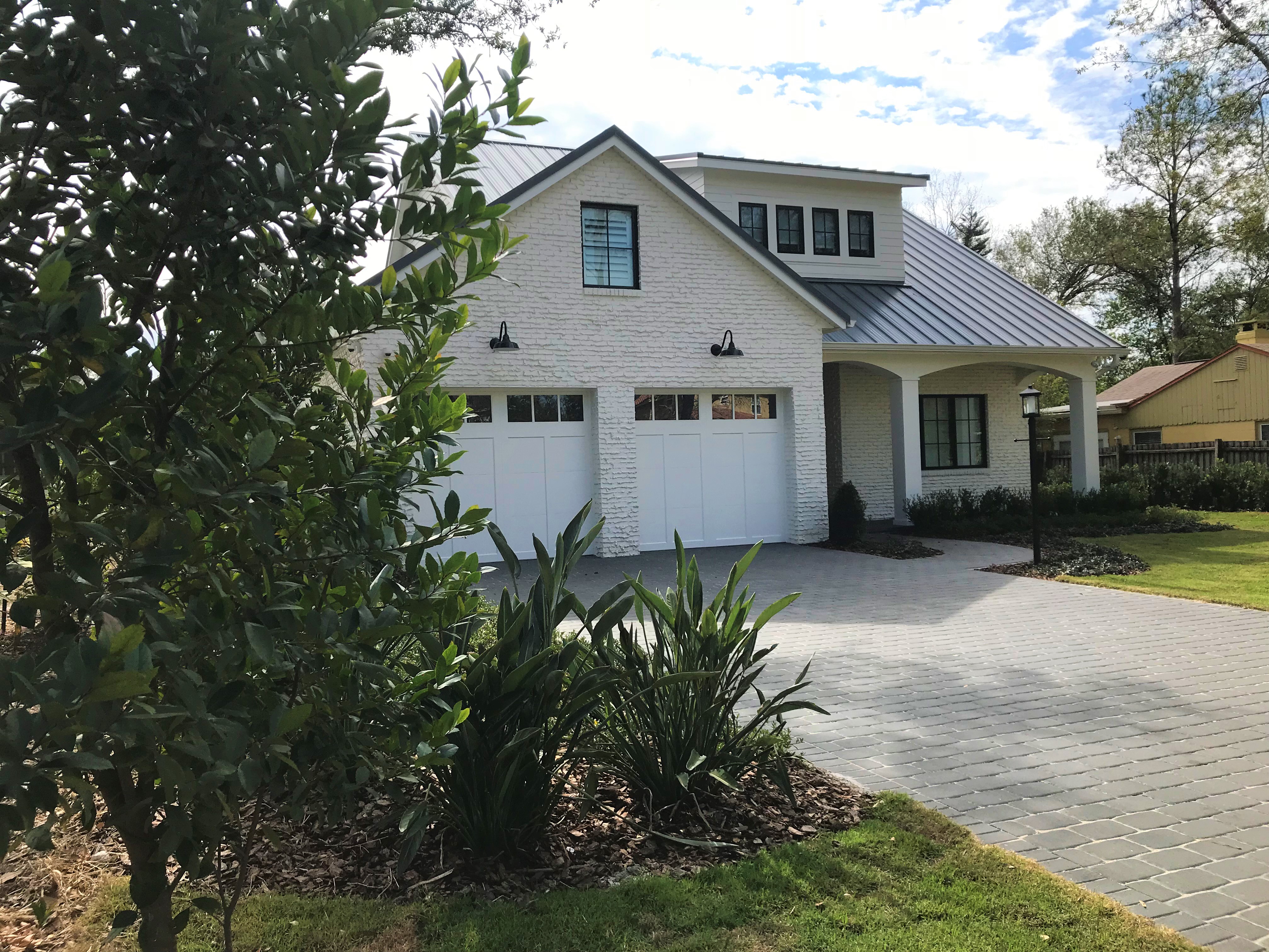 Transitional Custom Home 350